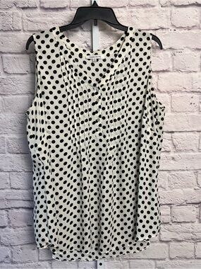 Rose+Olive Sleeveless Polka Dot Top size 1X